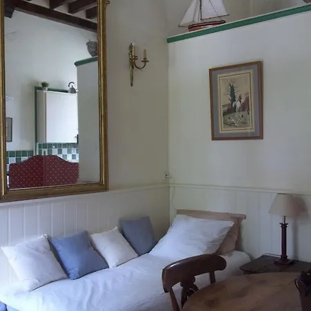 Chateau De La Motte Daudier 住宿加早餐酒店 3*